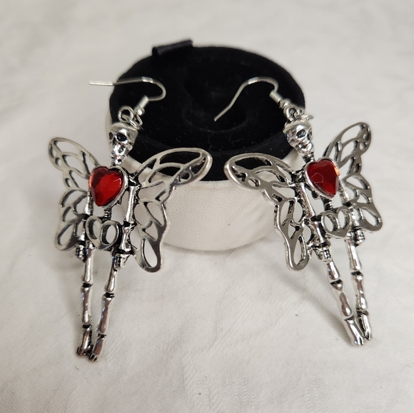 Skeleton Fairy Heart Earrings - Picture 1 of 4